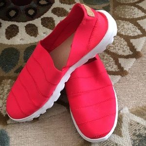 Women’s Skechers gowalk slide on loafers Sz 8